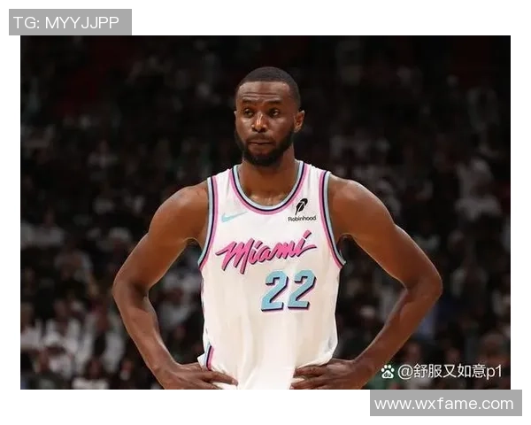 12月12日鹈鹕与火箭激战正酣球迷期待精彩对决与惊喜表现 12月12日鹈鹕与火箭激战正酣球迷期待精彩对决与惊喜表现