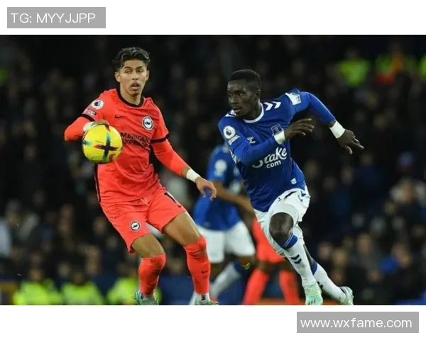 埃弗顿对决基约塔：英超赛场上的激烈较量与精彩瞬间分析