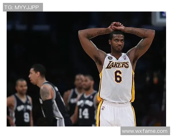 奥兰多魔术与热火激战正酣谁能在NBA赛场上笑到最后